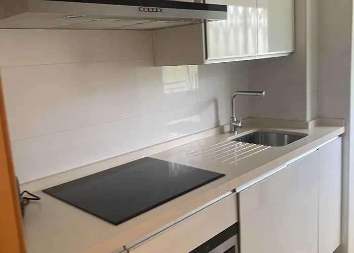 Homely Paseo Maritimo Edificio Eden Roc * 마르베야