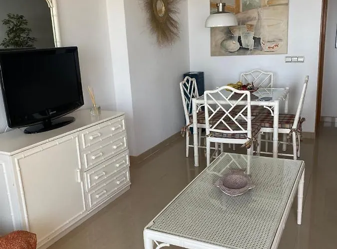 Homely Paseo Maritimo Edificio Eden Roc 아파트 *