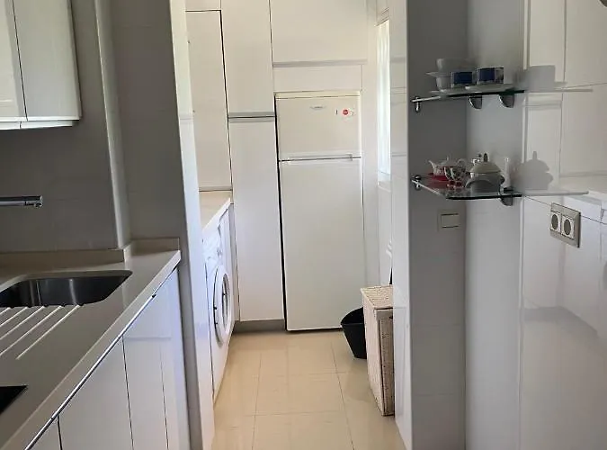 Homely Paseo Maritimo Edificio Eden Roc * 마르베야