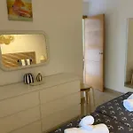 Homely Paseo Maritimo Edificio Eden Roc * 마르베야
